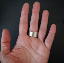 Load image into Gallery viewer, Breathe Ring