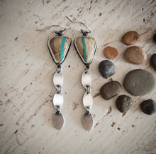 Load image into Gallery viewer, Flow Earrings