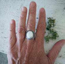 Load image into Gallery viewer, Light Space Ring