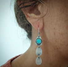 Load image into Gallery viewer, Raindrop Earrings