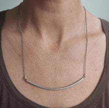 Load image into Gallery viewer, Arc Necklace