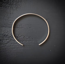 Load image into Gallery viewer, Element Cuff m/l