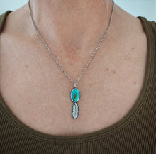 Load image into Gallery viewer, Feather Necklace