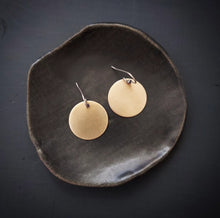 Load image into Gallery viewer, Golden Earrings