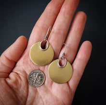 Load image into Gallery viewer, Golden Earrings