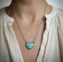 Load image into Gallery viewer, Turquoise Point Necklace