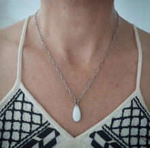 Load image into Gallery viewer, White Buffalo Drop Necklace