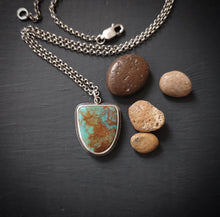 Load image into Gallery viewer, Heart Space Necklace