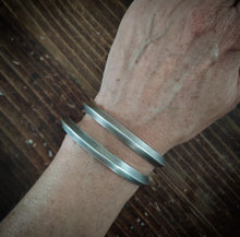Load image into Gallery viewer, Triangle Element Cuff~2 size options