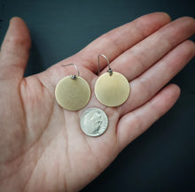 Load image into Gallery viewer, Golden Earrings