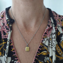 Load image into Gallery viewer, Golden Necklace