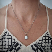 Load image into Gallery viewer, White Buffalo Necklace