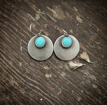 Load image into Gallery viewer, Moonglow Earrings
