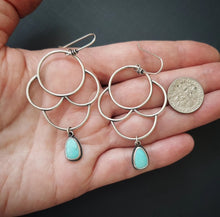 Load image into Gallery viewer, Bloom Earrings