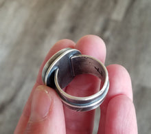 Load image into Gallery viewer, White Buffalo Ring