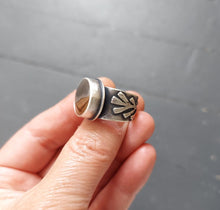 Load image into Gallery viewer, Valley Ring