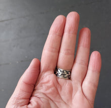 Load image into Gallery viewer, Color of Love Ring