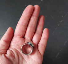 Load image into Gallery viewer, River Ring