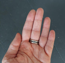 Load image into Gallery viewer, River Pool Ring size 7.5