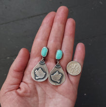Load image into Gallery viewer, Peace Post Earrings no.2
