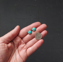 Load image into Gallery viewer, Blue Dot Post Earrings no.3
