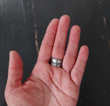 Load image into Gallery viewer, Gather Ring