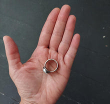 Load image into Gallery viewer, Flourish Ring