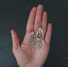 Load image into Gallery viewer, Rise Earrings