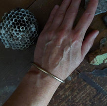 Load image into Gallery viewer, Element Cuff Gold Fill m/l (Can be sized down to a s/m)