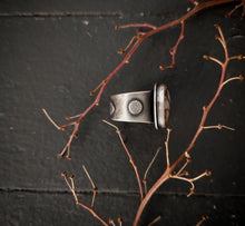 Load image into Gallery viewer, Moon Glow Ring