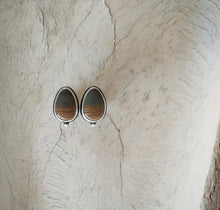 Load image into Gallery viewer, Horizon Post Earrings