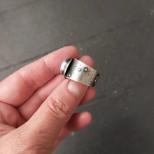 Load image into Gallery viewer, Moonlight Ring