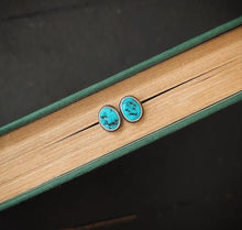 Load image into Gallery viewer, Bluebird Post Earrings no.1