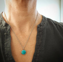 Load image into Gallery viewer, Blue Dot Necklace
