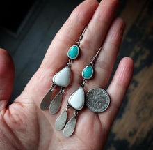 Load image into Gallery viewer, Illumination Earrings