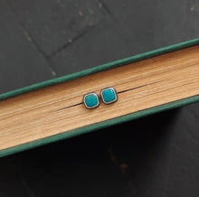 Load image into Gallery viewer, Bluebird Post Earrings