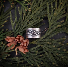 Load image into Gallery viewer, Cedar Ring