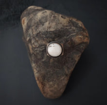Load image into Gallery viewer, Moon Magic Ring
