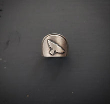 Load image into Gallery viewer, Wild Comfort Ring size 7.5