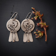 Load image into Gallery viewer, Rise Earrings
