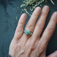 Load image into Gallery viewer, Turquoise Signet Ring size 6.25
