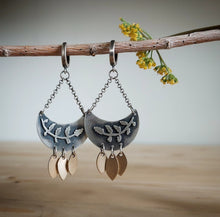 Load image into Gallery viewer, Botanical Earrings

