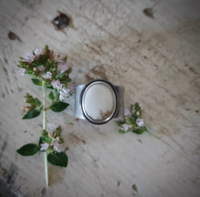 Load image into Gallery viewer, Light Space Ring
