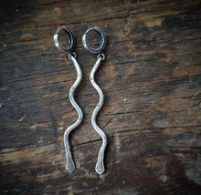 Load image into Gallery viewer, Snake Hoops
