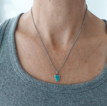 Load image into Gallery viewer, Turquoise Point Necklace
