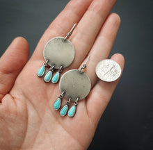 Load image into Gallery viewer, Presence Earrings

