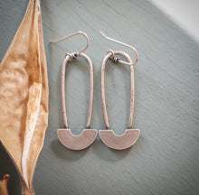 Load image into Gallery viewer, Way Through Earrings
