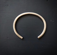 Load image into Gallery viewer, Element Cuff Sterling Silver s/m
