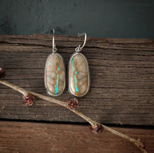 Load image into Gallery viewer, Flow Earrings
