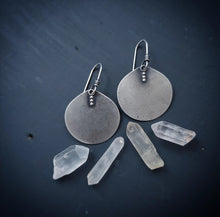 Load image into Gallery viewer, Three Dots Earrings
